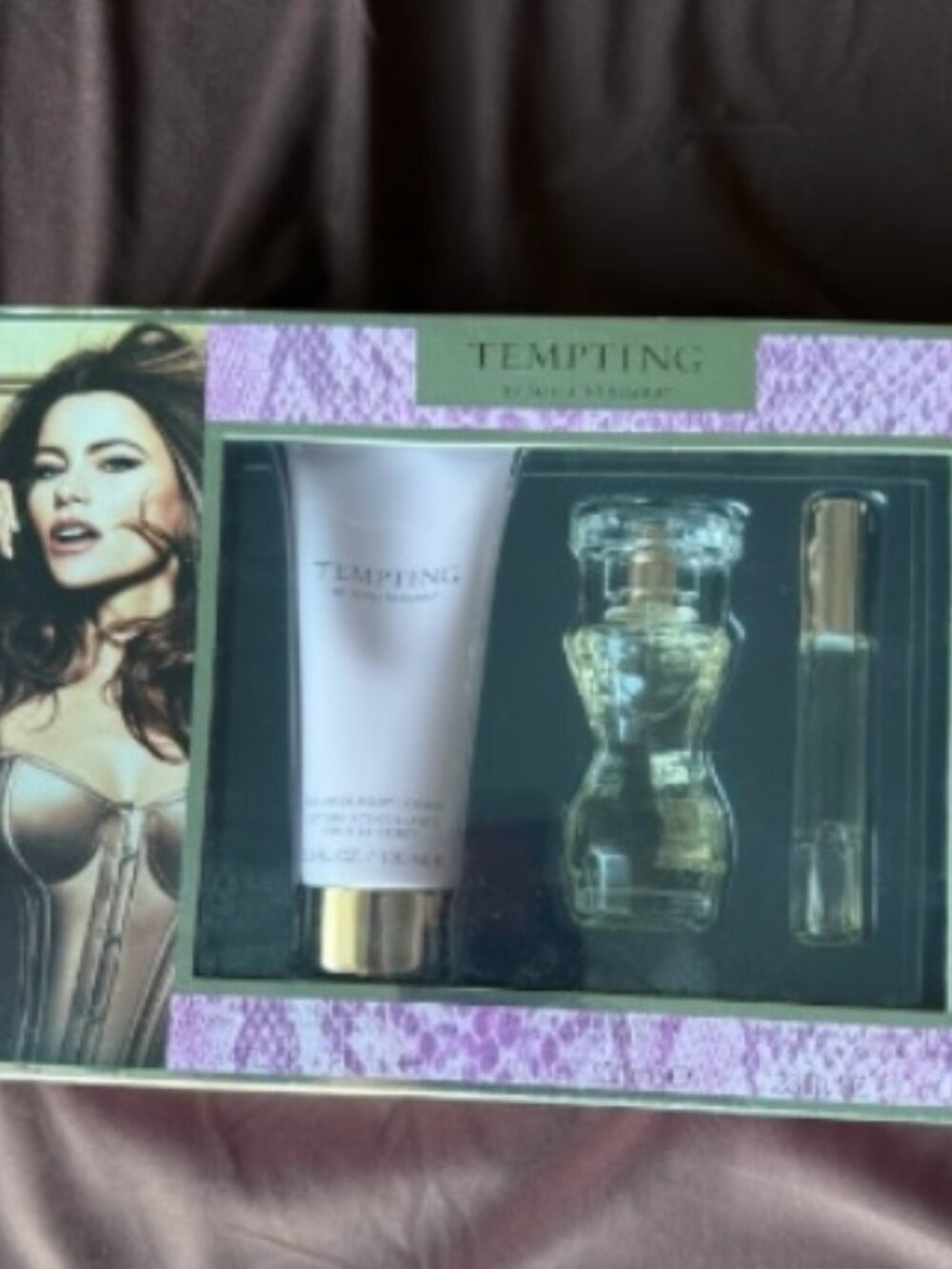 NEW In Box Sophia Vergara Tempting Irrisistable 3 Piece Gift Set